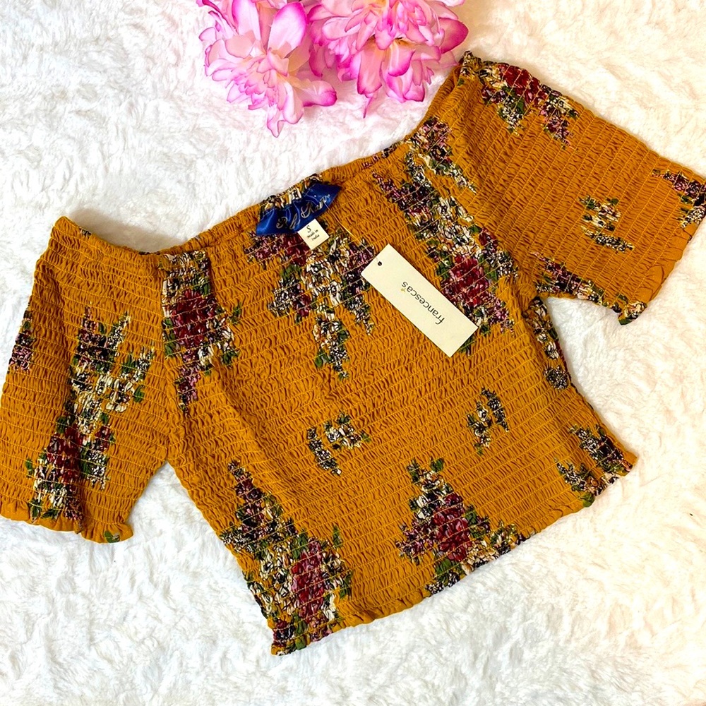 Francesca’s Shirred Crop Top Sz S - Picture 5 of 5